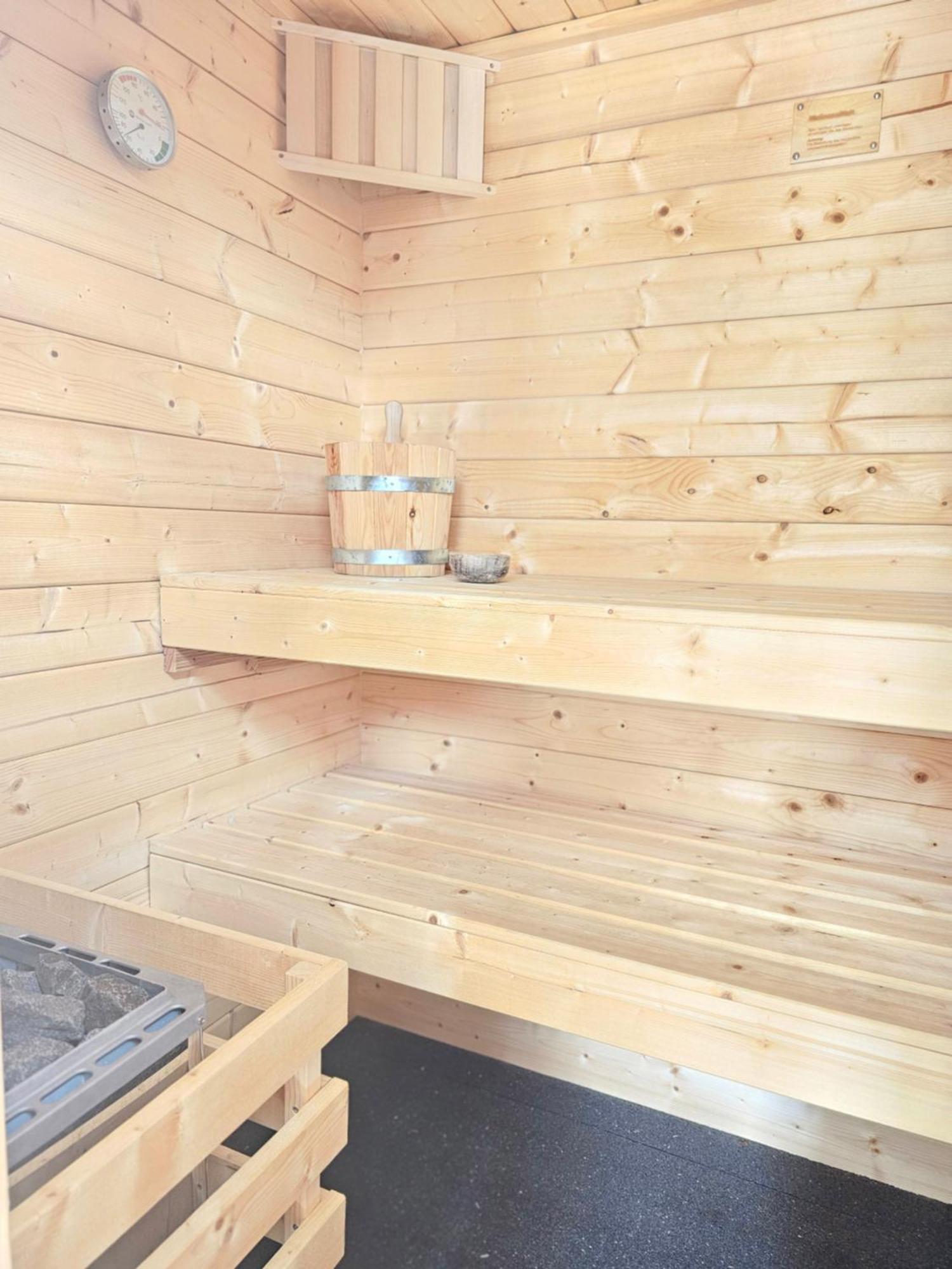 Black Forest I Sauna Auf Dem Balkon I Boxspring I Nespresso I Ausblick I Wasserfaelle Im Ort Todtnau Extérieur photo